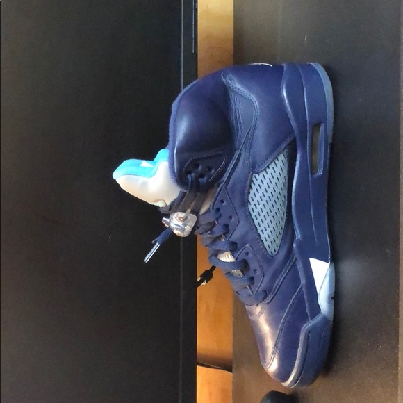 Pre grape Jordan 5 - Picture 4 of 5